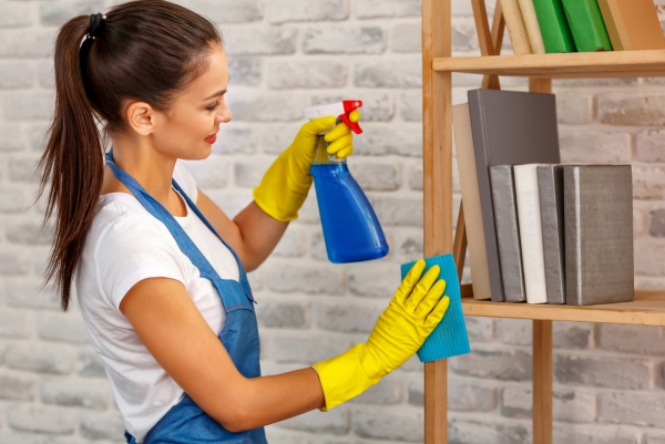 Commercial Cleaning Checklist: Essential Tasks for a Spotless Workplace