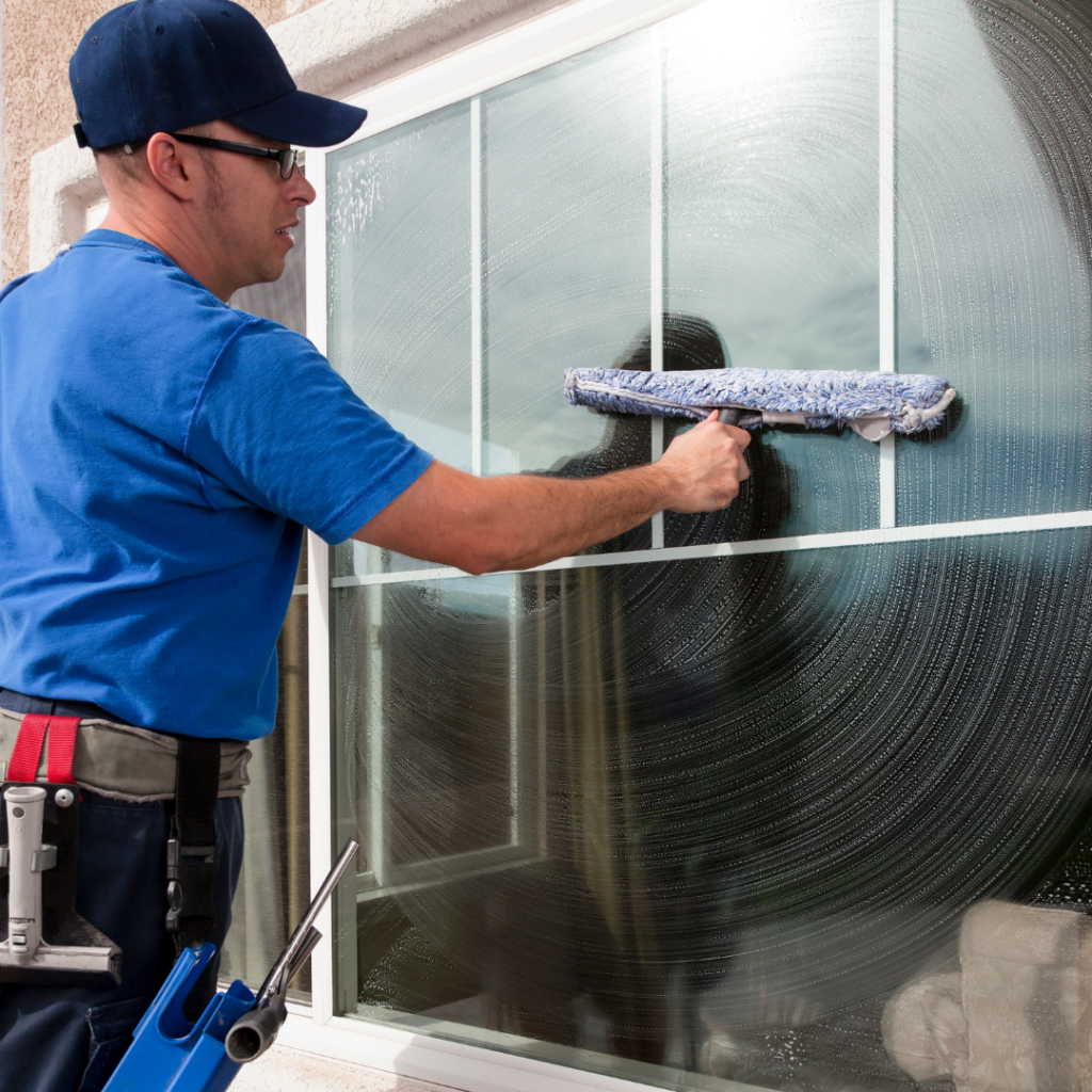 How to Select the Right Commercial Window Washing Company for Your Business