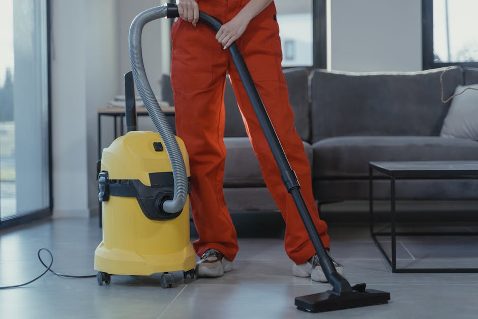 From Office to Restaurant: Finding the Best Emergency Cleaning Services